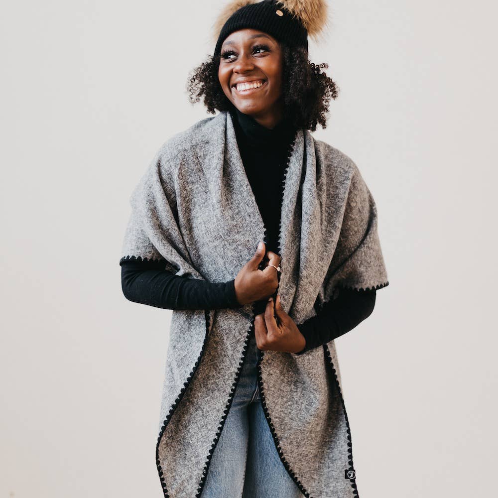 Tilly Triangle Scarf: Gray