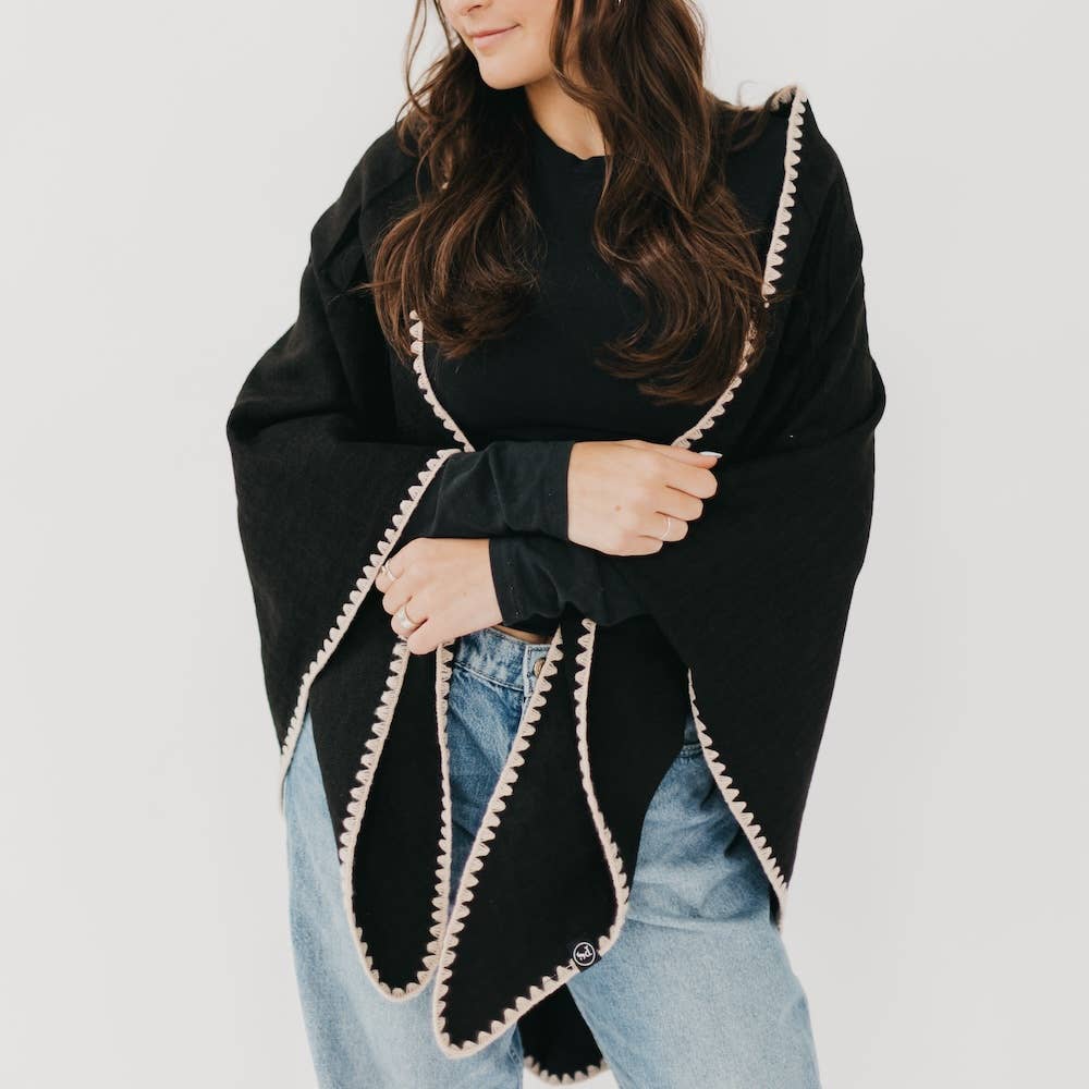 Tilly Triangle Scarf: Gray