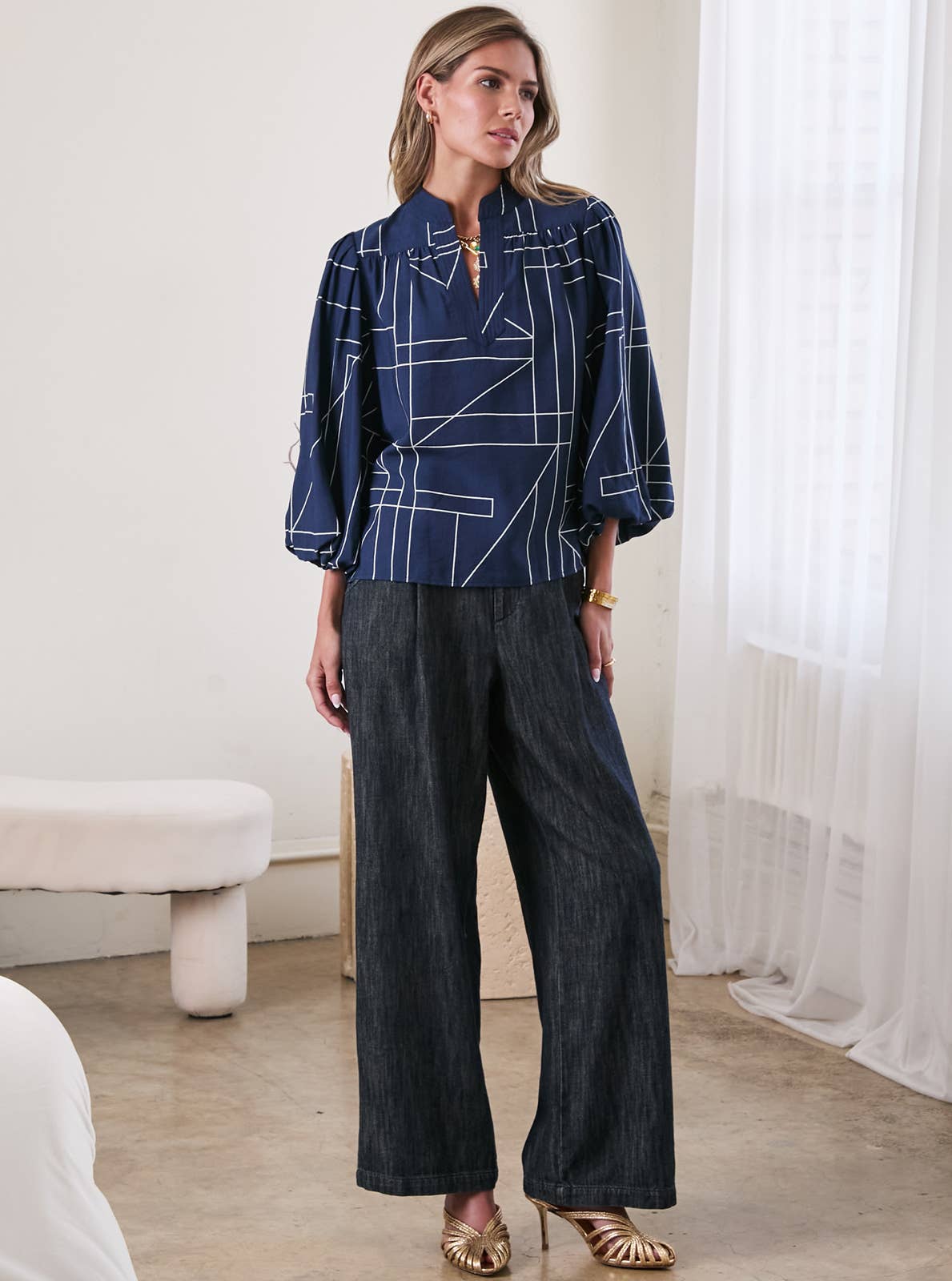 Geometric Printed Puff-sleeve Blouse