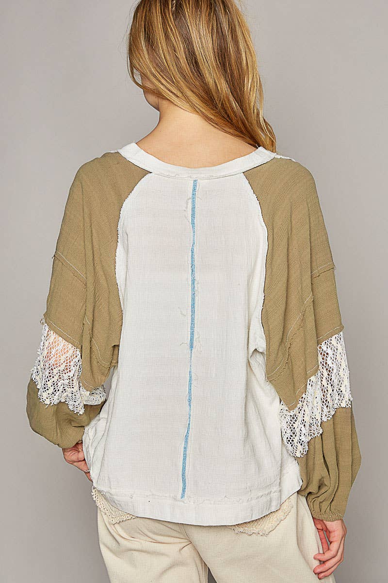 V-neck Balloon Long Raglan Sleeve Crochet Patch Top