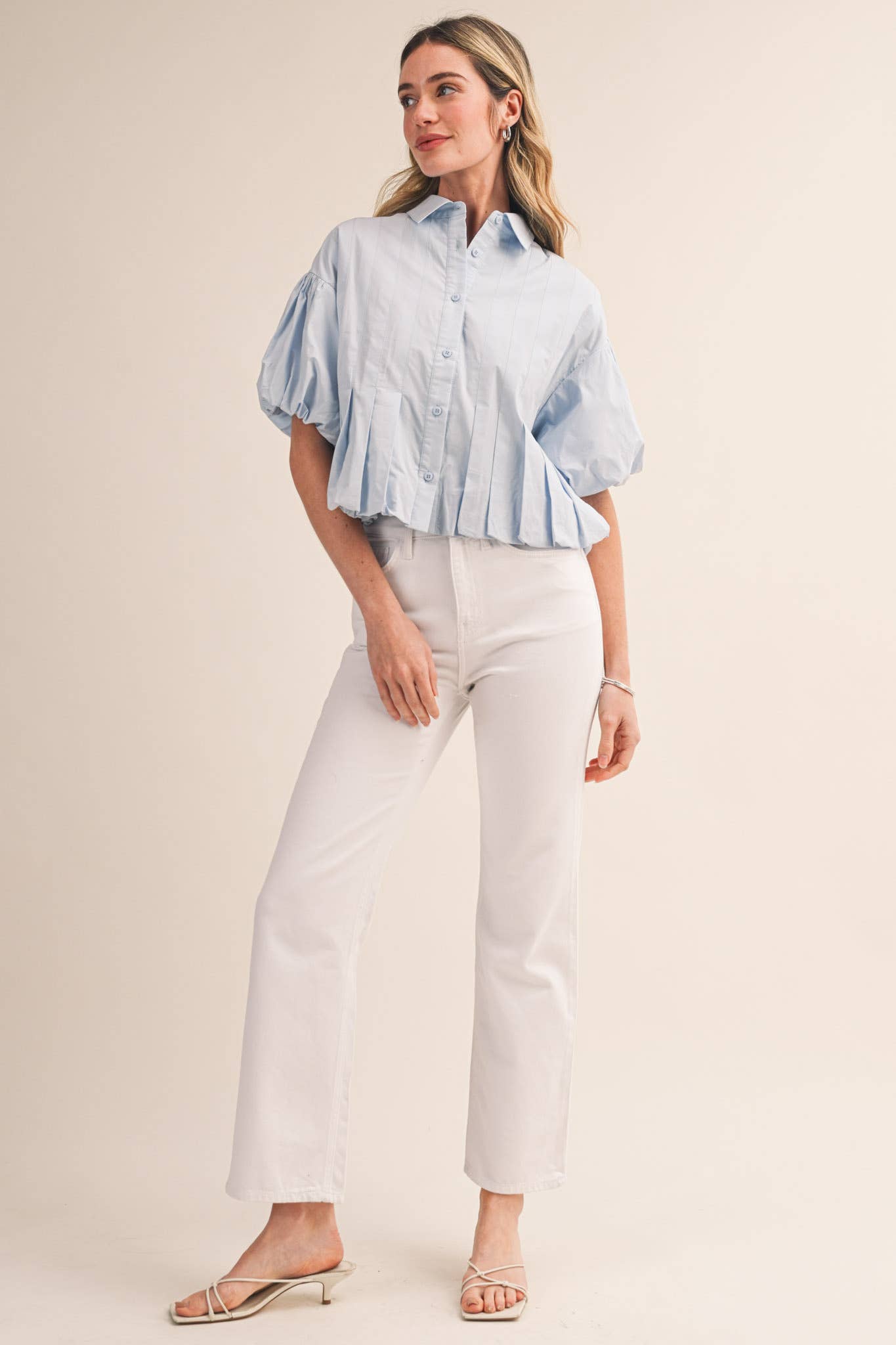 PLEATED BUBBLE HEM BUTTON DOWN TOP