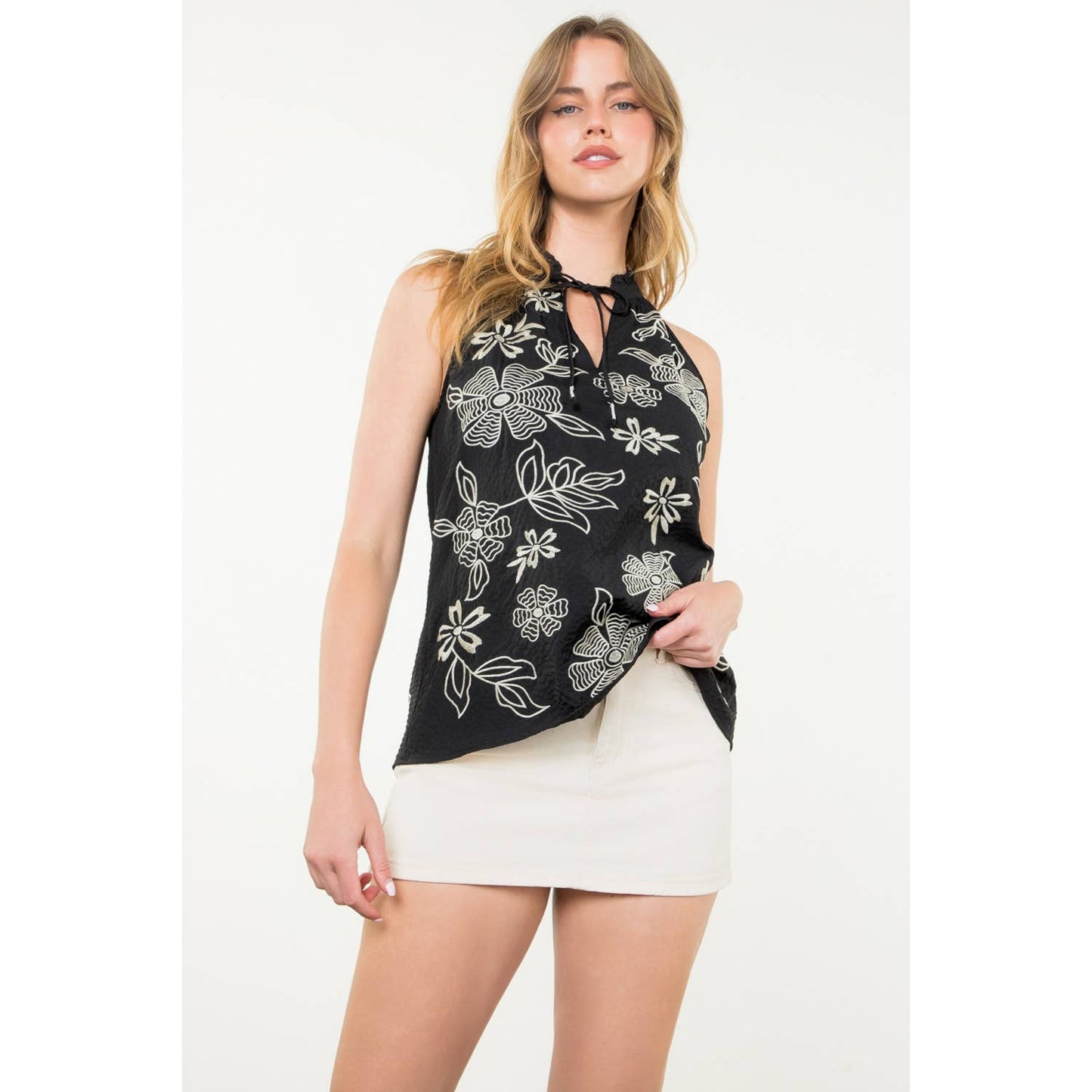 Sleeveless Flower Embroidered Top