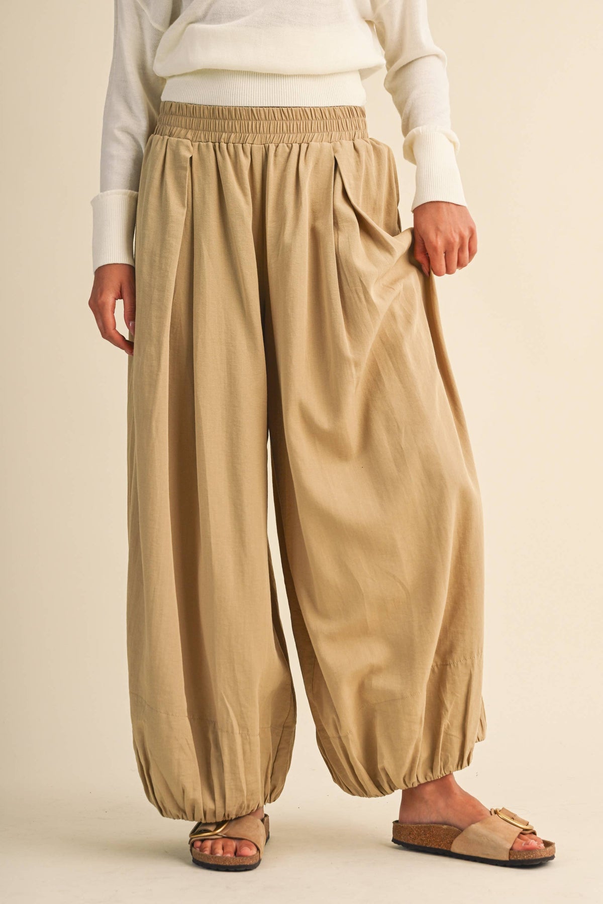 BALLOON FIT ELASTIC WAIST RELAXED FIT PANTS