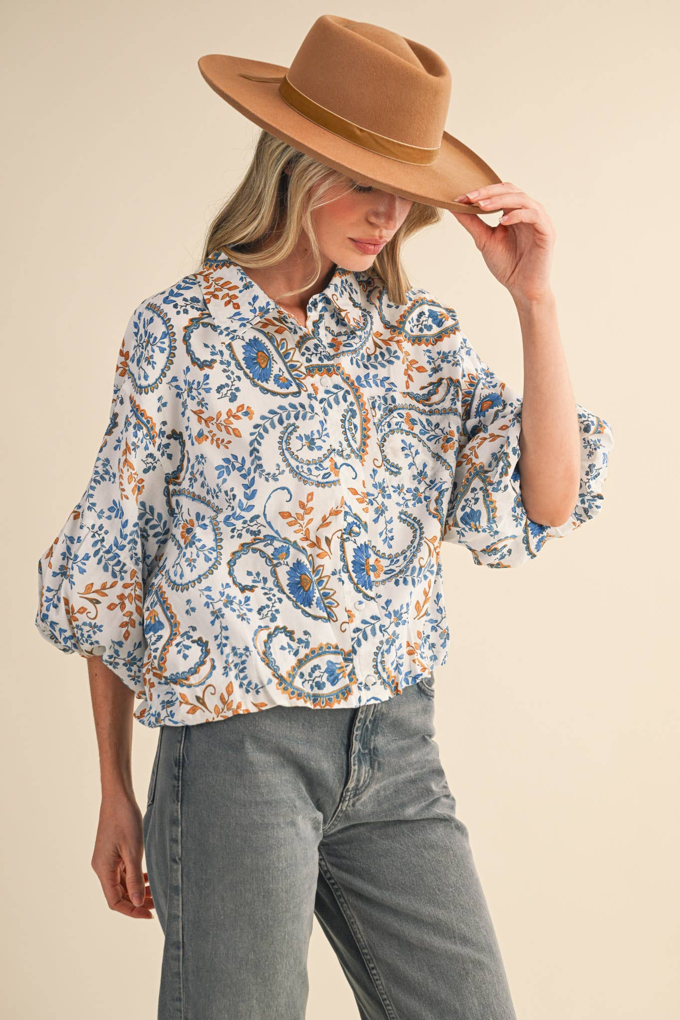 PAISLEY PRINT BUTTON DOWN BUBBLE SLEEVE TOP